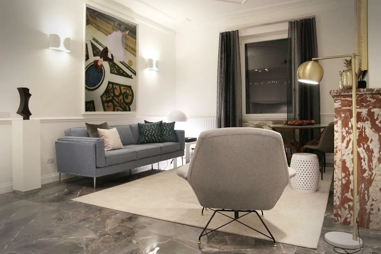 Apartment Suite Via Roma 119 La Spezia Italy